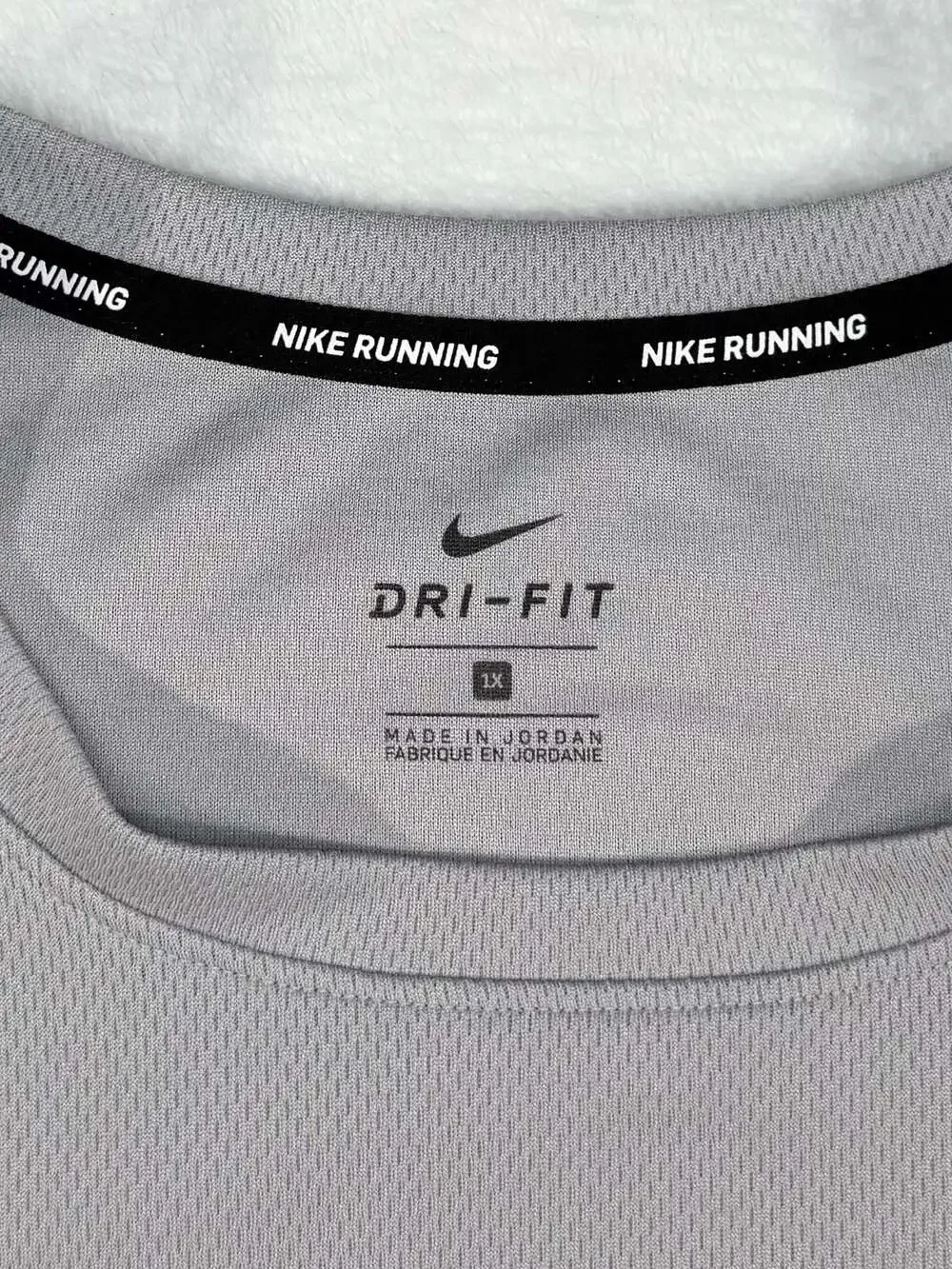 Nike Dri-FIT Running Women’s Short-Sleeve Performance Mesh Top Gray Size 1X